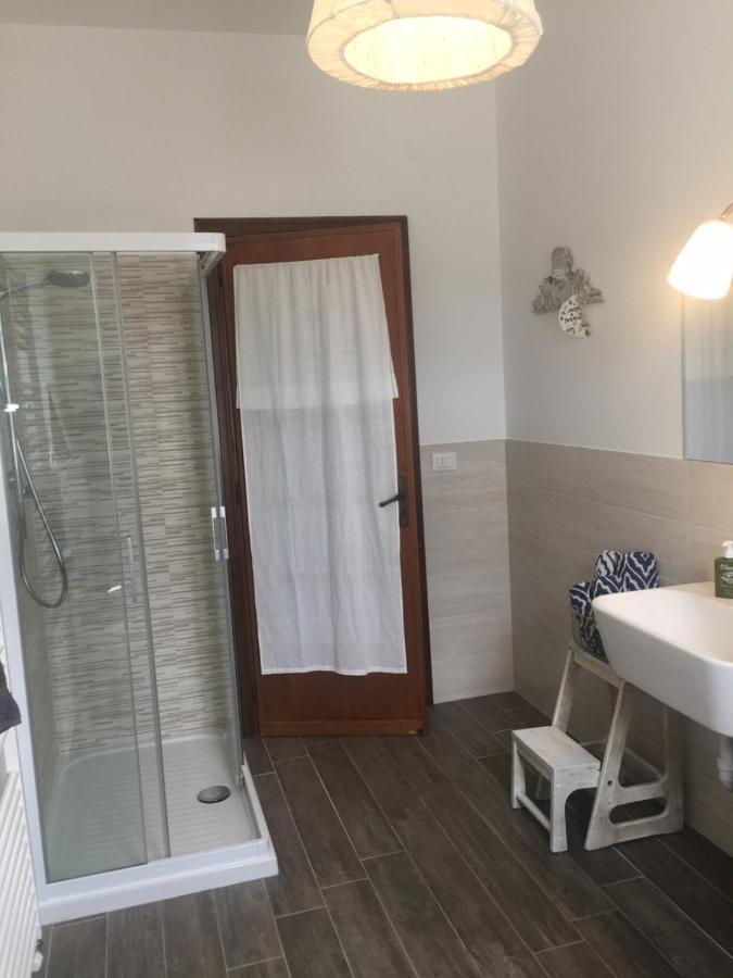 Apartamento Alchimia House Cisano sul Neva Exterior foto
