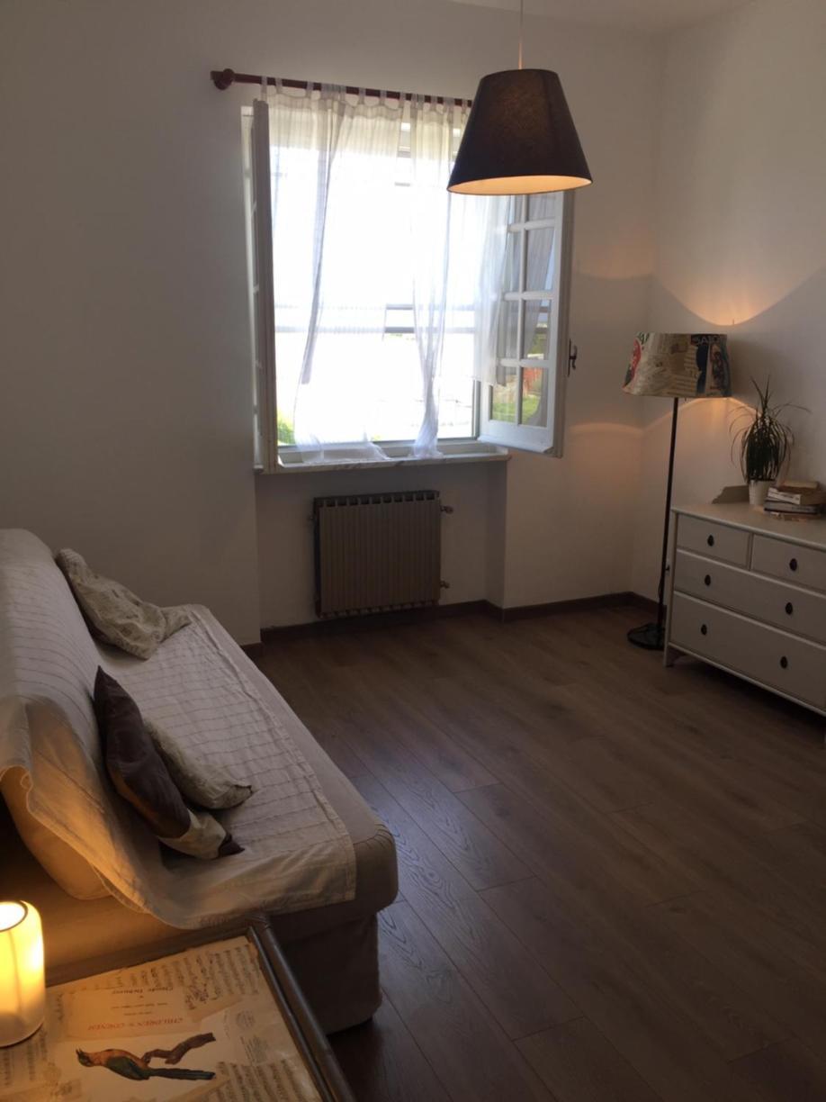 Apartamento Alchimia House Cisano sul Neva Exterior foto